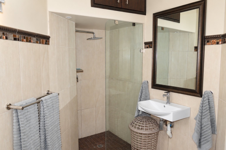3 Bedroom Property for Sale in Roosheuwel North West